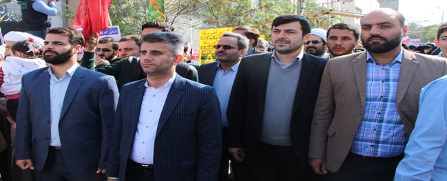 The Enthusiastic Participation of Qom Industrial University Students in the November 4th Rally
