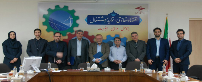 Signing of a memorandum of understanding for scientific and research cooperation between Qom Industrial University and the Energy Research Institute.