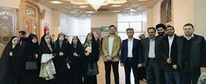 The meeting of student activists from Qom University of Technology with the president of the university at the holy shrine of Hazrat Fatemeh Masumeh (SA)