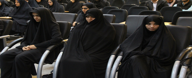 إقامة مراسم تكريم ولادة السيدة الزهراء (ع) ويوم المرأة بحضور زوجات شهداء المدافعين عن الحرم