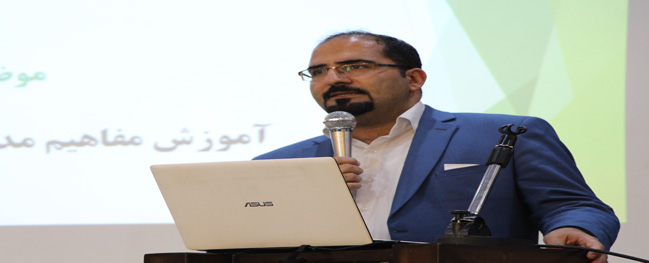 تنظيم ورشة عمل لإدارة النفايات في الجامعة الصناعية في قم
