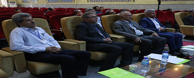 هفتمین مؤتمر وطني فيزياء رياضية في الجامعة الصناعية في قم أقيم.